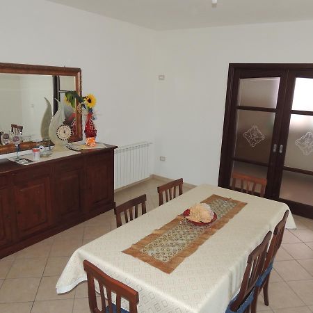 Il Nuraghe Bed and Breakfast Uras Εξωτερικό φωτογραφία